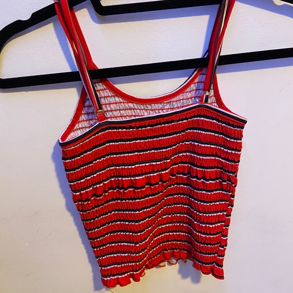 form fitting tank! - Picture 2 of 2